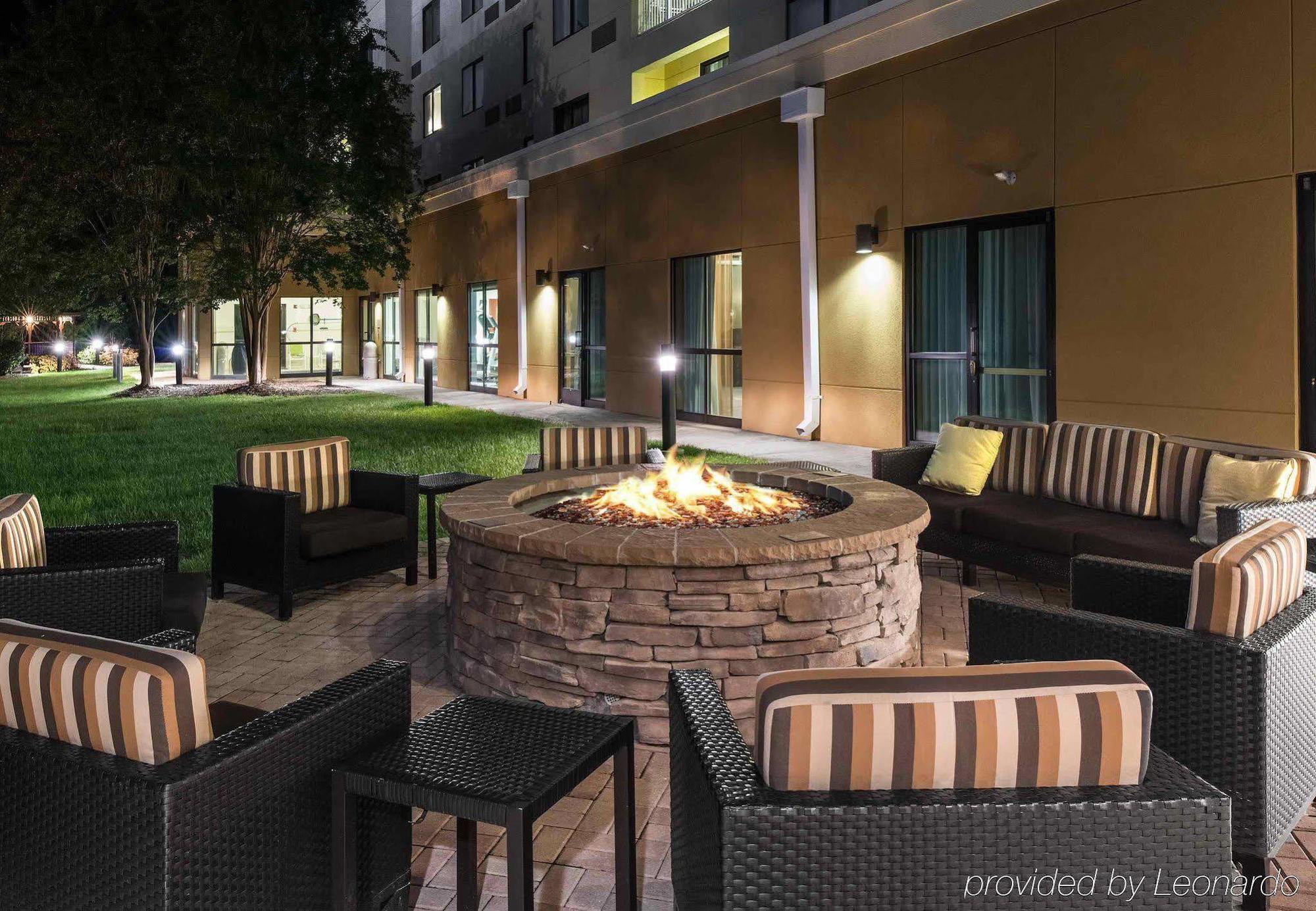 Courtyard By Marriott Charlotte Gastonia Hotel Kültér fotó